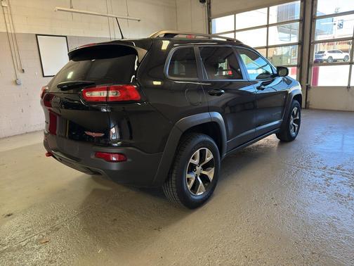 2017 Jeep Cherokee Trailhawk