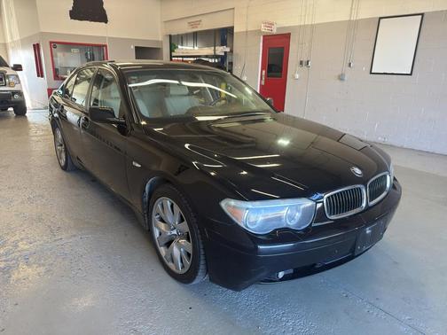 2003 BMW 745 745i