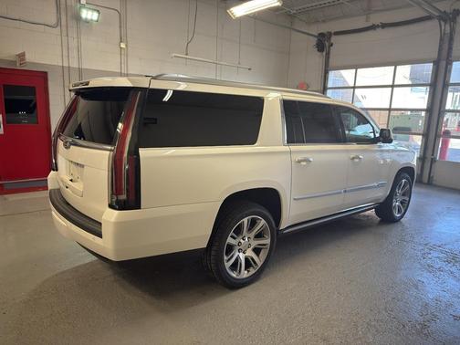 2015 Cadillac Escalade ESV Premium