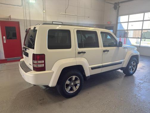 2008 Jeep Liberty Sport