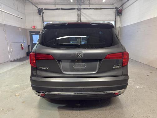 2016 Honda Pilot Elite