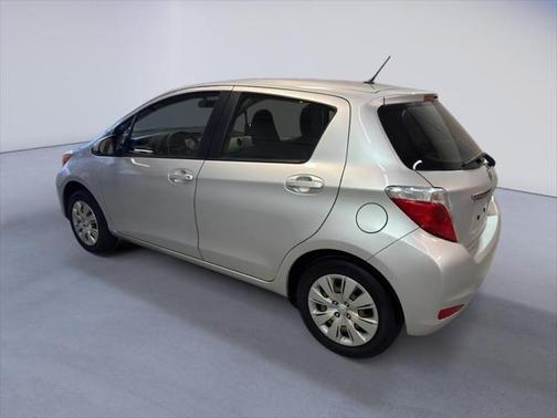 2013 Toyota Yaris L