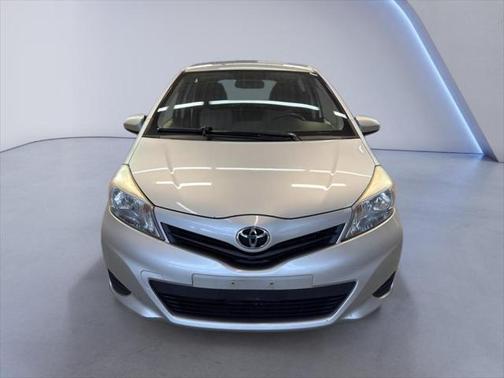2013 Toyota Yaris L