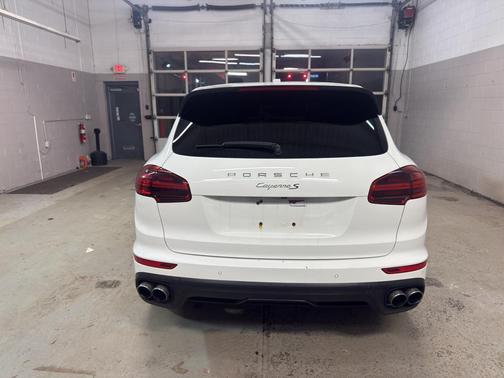 2017 Porsche Cayenne S