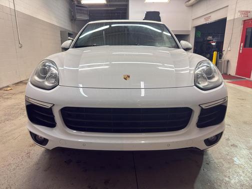 2017 Porsche Cayenne S