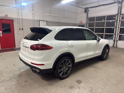 2017 Porsche Cayenne S