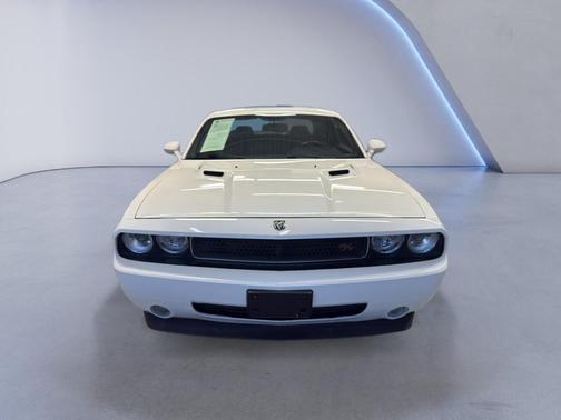Bright White Clearcoat 2010 Dodge Challenger R/T