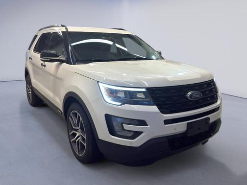 White Platinum Metallic Tri-Coat 2016 Ford Explorer Sport