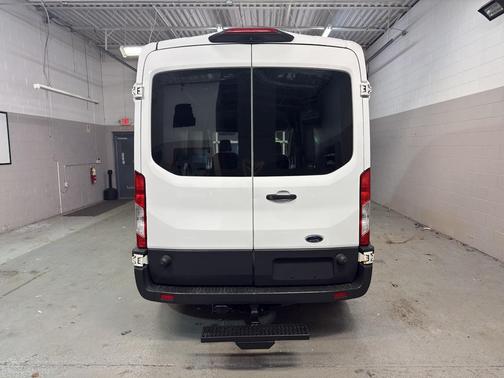 2018 Ford Transit-250 Base