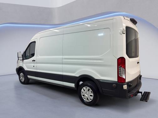 2018 Ford Transit-250 Base