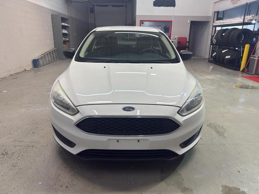 2016 Ford Focus S