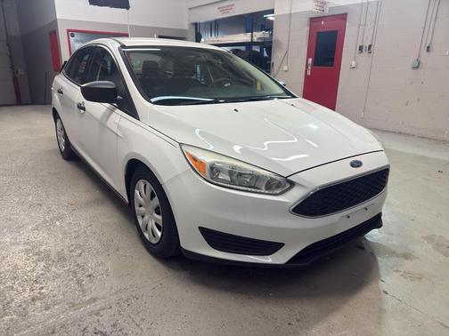 2016 Ford Focus S