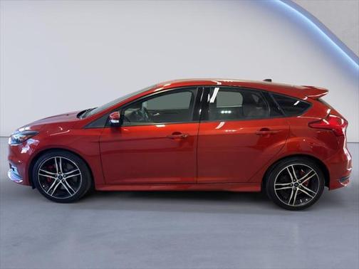 2018 Ford Focus ST