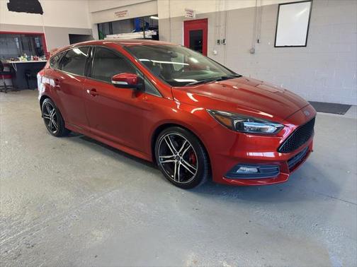 2018 Ford Focus ST