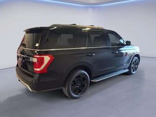 Agate Black Metallic 2021 Ford Expedition XLT
