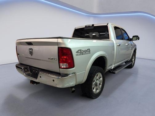 2018 RAM 2500 SLT Crew Cab 4x4 6'4' Box