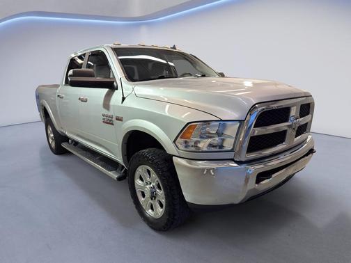 2018 RAM 2500 SLT Crew Cab 4x4 6'4' Box