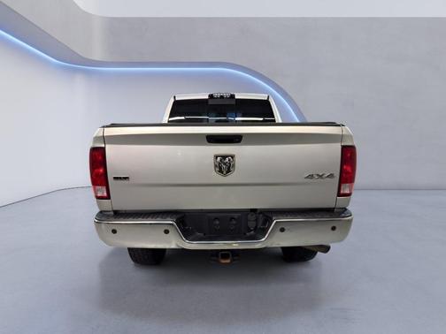 2018 RAM 2500 SLT Crew Cab 4x4 6'4' Box