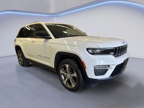 Bright White Clearcoat 2022 Jeep Grand Cherokee 4xe Base