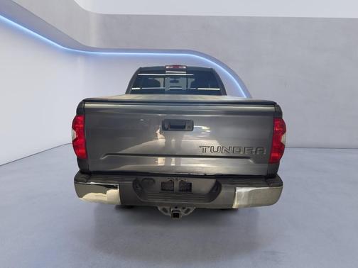 2014 Toyota Tundra SR5