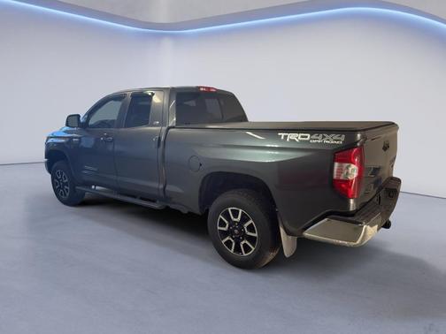 2014 Toyota Tundra SR5