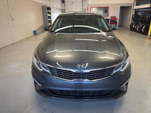 2020 Kia Optima LX