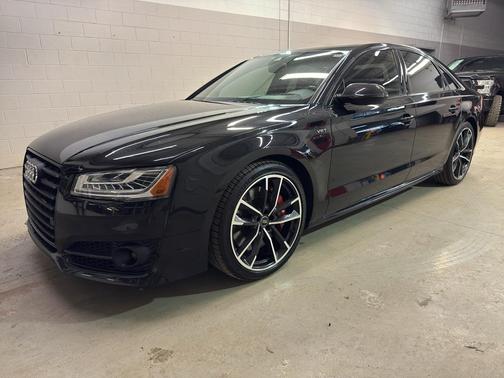 2017 Audi S8 4.0T Plus