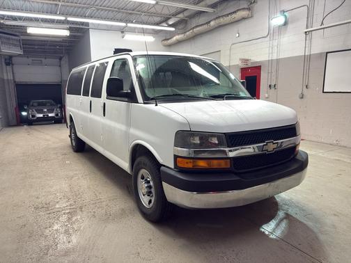 2014 Chevrolet Express 3500 LT