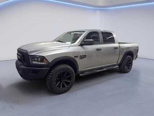 2021 RAM 1500 Classic Warlock Crew Cab 4x4 5'7' Box