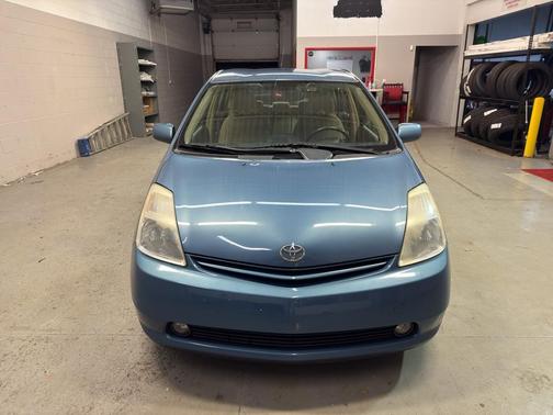 2005 Toyota Prius Base