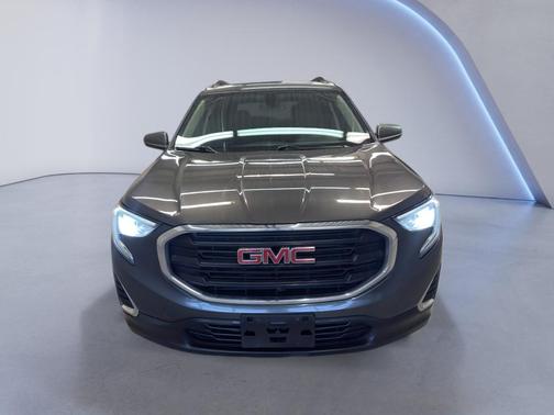 Graphite Gray Metallic 2018 GMC Terrain SLE