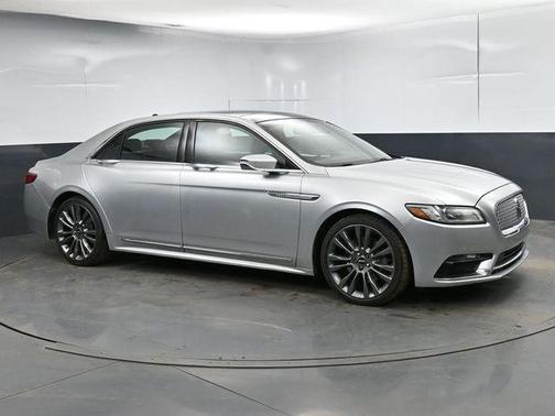 2018 Lincoln Continental Select