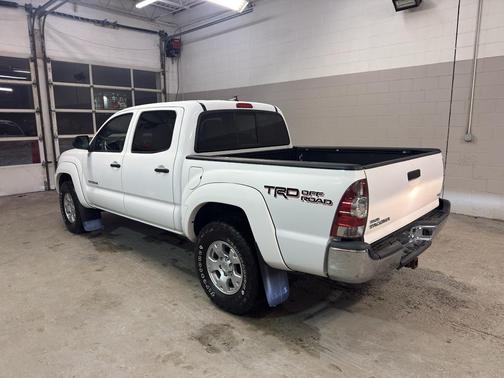 2015 Toyota Tacoma Base