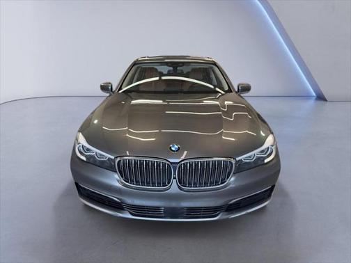 2018 BMW 740 xDrive