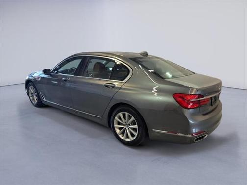 2018 BMW 740 xDrive