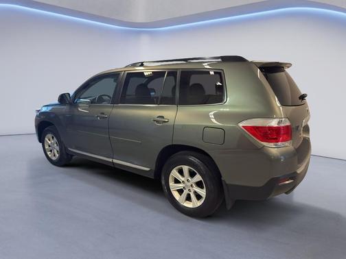 2011 Toyota Highlander SE