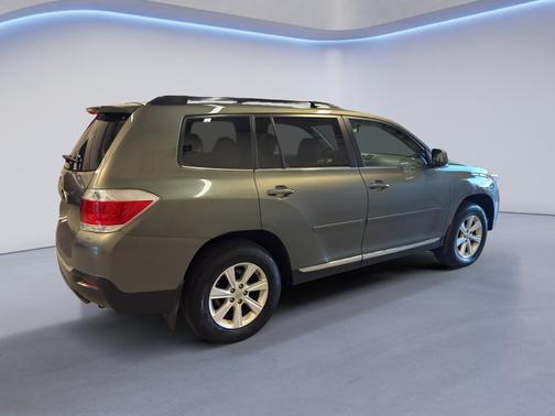 2011 Toyota Highlander SE