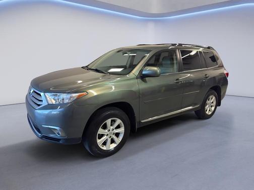 2011 Toyota Highlander SE