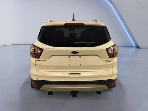 White Platinum Metallic Tri-Coat 2018 Ford Escape Titanium