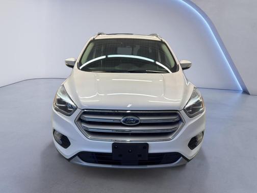 White Platinum Metallic Tri-Coat 2018 Ford Escape Titanium