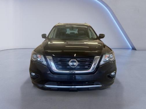 2018 Nissan Pathfinder SL