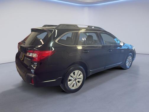 2018 Subaru Outback 2.5i