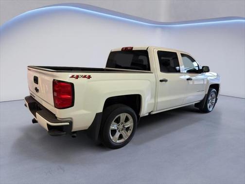 2018 Chevrolet Silverado 1500 Custom