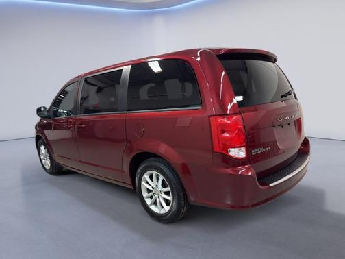 2020 Dodge Grand Caravan SE