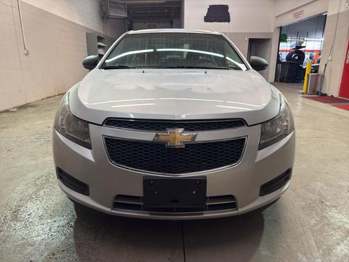 2011 Chevrolet Cruze LS