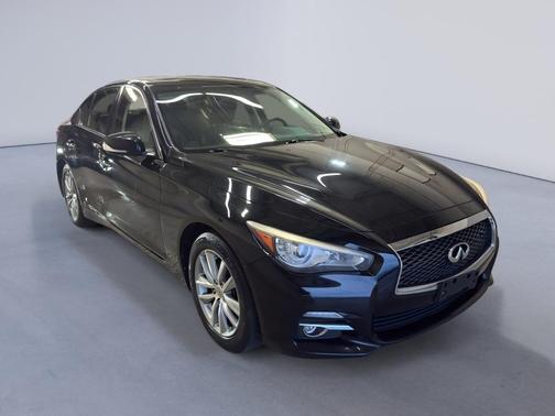 Black Obsidian 2015 INFINITI Q50 Premium