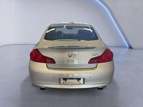 2013 INFINITI G37x Base