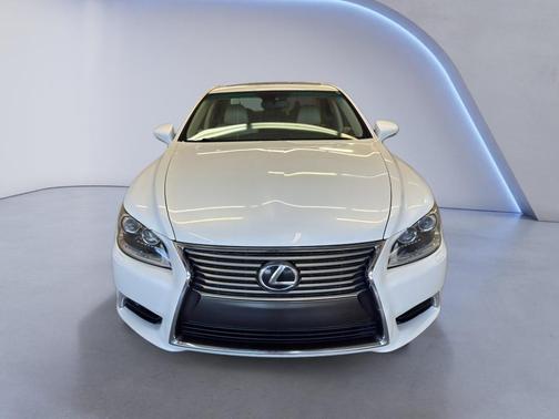 2015 Lexus LS 460 Base