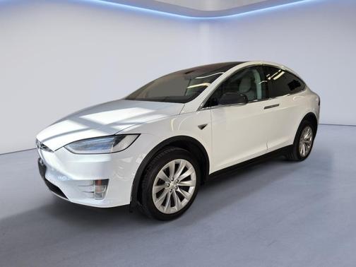 2016 Tesla Model X 90D
