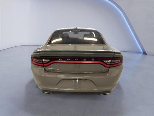 2017 Dodge Charger SE